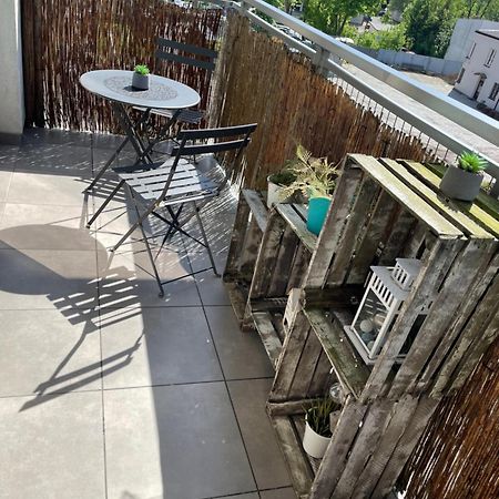 Apartament Solna 80 - Centrum Miasta Z Podziemnym Garazem เคียลเซ ภายนอก รูปภาพ