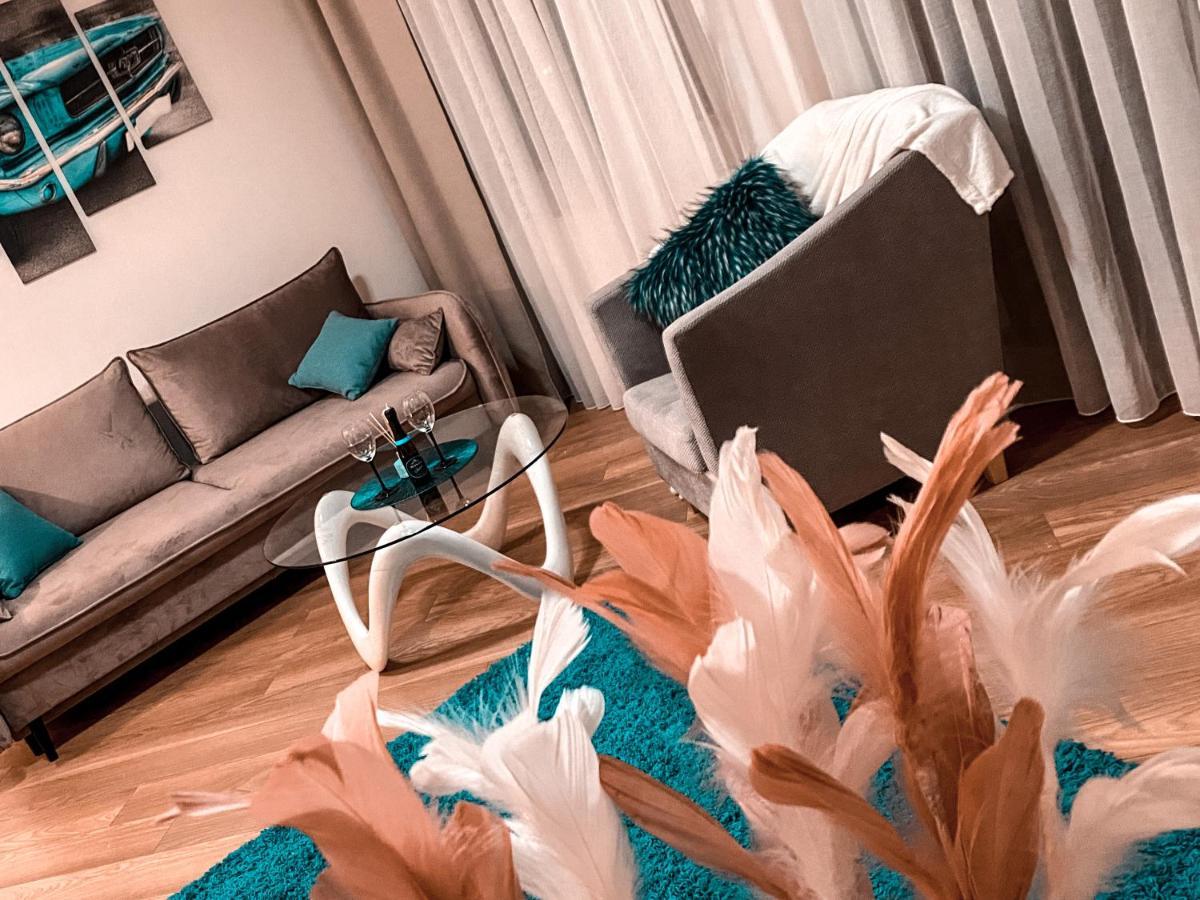 Apartament Solna 80 - Centrum Miasta Z Podziemnym Garazem เคียลเซ ภายนอก รูปภาพ